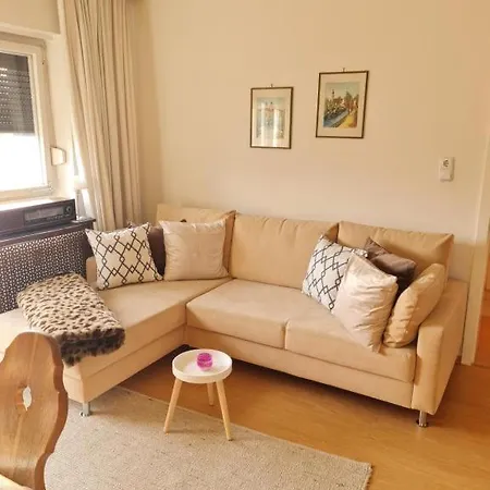 Therese By Monicare Apartman